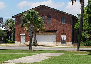 Fort-moultrie-post-theatre-sc1