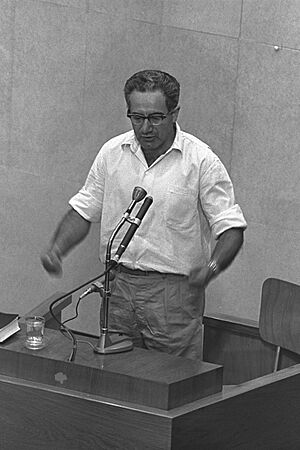 Israel Guttman at Eichmann trial1961.jpg