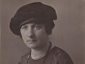 María de Maeztu, 1923