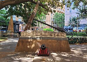 Sirius Anchor and Cannon, Macquarie Place