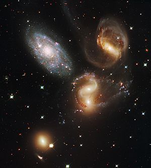 Stephan's Quintet Hubble 2009.full denoise