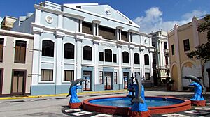 Teatro Oliver, Arecibo, Puerto Rico - panoramio