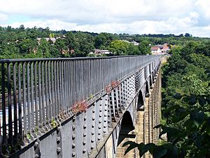 View along Pontcysyllte Aqueduct - geograph.org.uk - 1580990