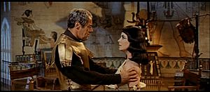 1963 Cleopatra trailer screenshot (34)