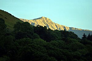Cader Idris glimpsed from Heulwen