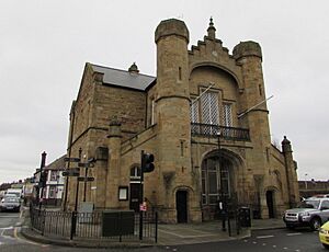 Flint Town Hall (geograph 5280867)