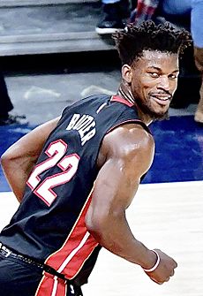 Jimmy Butler (cropped)