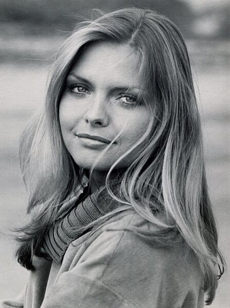 Michelle Pfeiffer - Studio Portrait (1979)