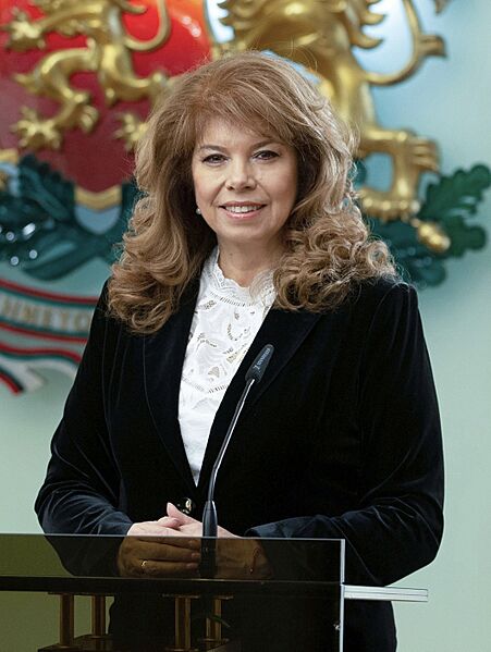 President Iliyana Yotova (3x4 cropped)