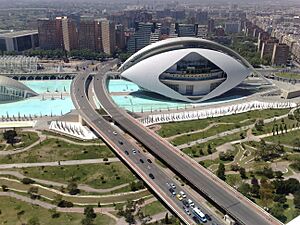 Puente Cuidad de las ciencias y las artes en Valencia