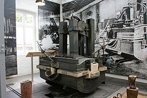 Remscheid - Werkzeugmuseum in - Lichtbogenofen 02 ies