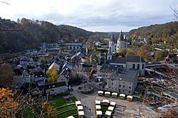 View of the city from the top of the anticline, Durbuy, 2023.jpg