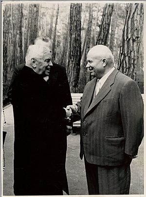 Walter Nash and Nikita Khrushchev 1960 (13746655413)