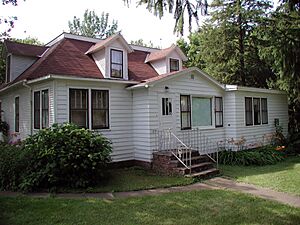 2002-Borgstrom House, Upsala Area Historical Society-01