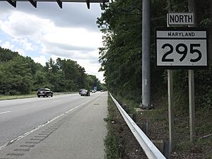2016-08-12 13 52 03 View north along Maryland State Route 295 (Baltimore-Washington Parkway) just north of Maryland State Route 175 (Jessup Road) in Severn, Anne Arundel County, Maryland