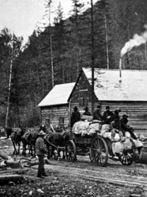 Alaska Road Commission employees in front of Camp Comfort Roadhouse-cropped-right