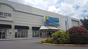 Altamonte Mall Altamonte Springs, FL July 2017 (37301831171).jpg