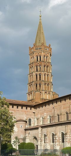 Basilique Saint-Sernin de Toulouse nef et transept sud, clocher