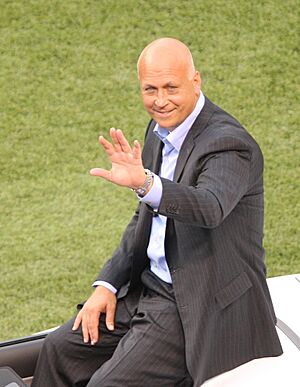Cal Ripken, Jr honored at Camden Yards 2007