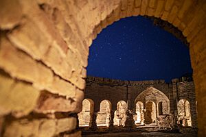 Deire Gachin Caravansarai - Sasanian dating - Iran. Qom Province - Dayr-e Gachin 01