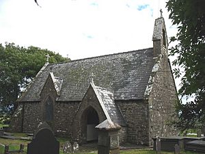 Eglwys Cynfarwy Sant, Llechcynfarwy.jpg