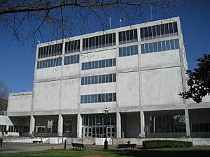 Marion County Courthouse in Salem