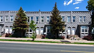 Minneapolis neighborhood Hawthorne (52163638070)
