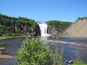 Parc de la Chute-Montmorency en juin