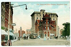 PostcardBank&MainStsStamfordCt1911