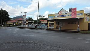 Redlynch Shopping Village, Kamerunga Road, Redlynch, 2018 01