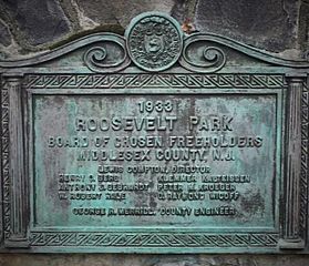 RooseveltParkStonemonplaque1933a