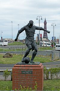 Stan Mortensen statue Blackpool-geograph-1675579