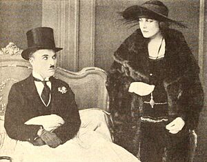 The Idle Class (1921) - Chaplin & Purviance