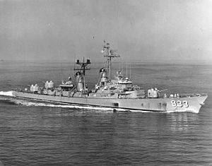 USS Barry (DD-933), 1960