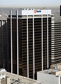 US Bank tower in Denver Colorado.jpg