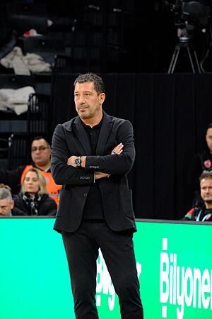 Ufuk Sarıca Karşıyaka Basket TBSL 20241229 (2)