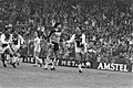 Van Basten (r) juicht na zijn treffer (2-0), midden Feyenoorddoelman Hiele, Bestanddeelnr 932-7028