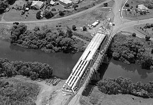 1974 Waipā bridge under construction in 1972