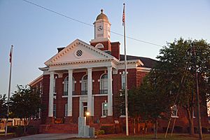 Bacon County Courthouse, Alma, GA, USA