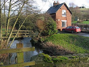 Bentley Brook and Woodeaves Cottage - geograph.org.uk - 320720.jpg
