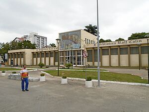 Biblioteca Rolf Colin (Joinville, Brasil)