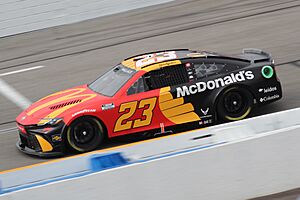 Bubba wallace (53643468938)