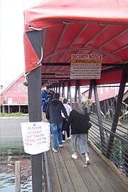 Cruise ship passengers arrive at Icy Strait Point 2009.jpg