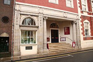 Fairfax House, cinema entrance - geograph.org.uk - 857058