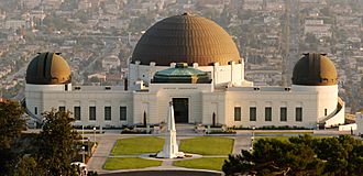 Griffith observatory 2006.jpg