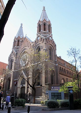 Iglesia de la Milagrosa (Madrid) 03.jpg