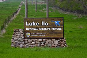 Lake Ilo National Wildlife Refuge sign (9160674012).jpg