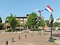 Maarn, straatzicht het 5 mei-plein foto2 2012-05-27 15.48