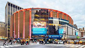 Madison Square Garden (MSG) - Full (48124330357)