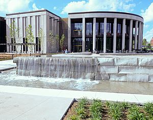 New Tennessee State Museum.jpg